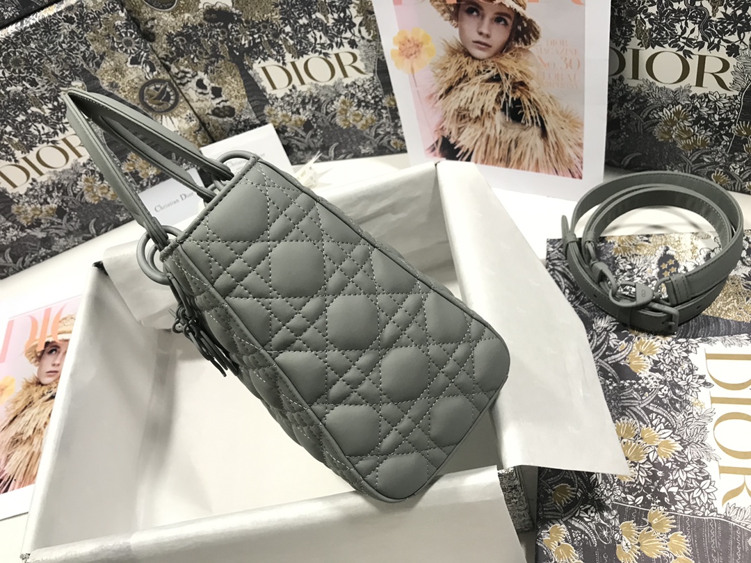 Medium Lady Dior Bag Gray Ultramatte Cannage Calfskin